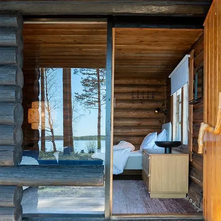 ベッド・アンド・ブレックファスト Utula Nature Retreat ルオコラハティ